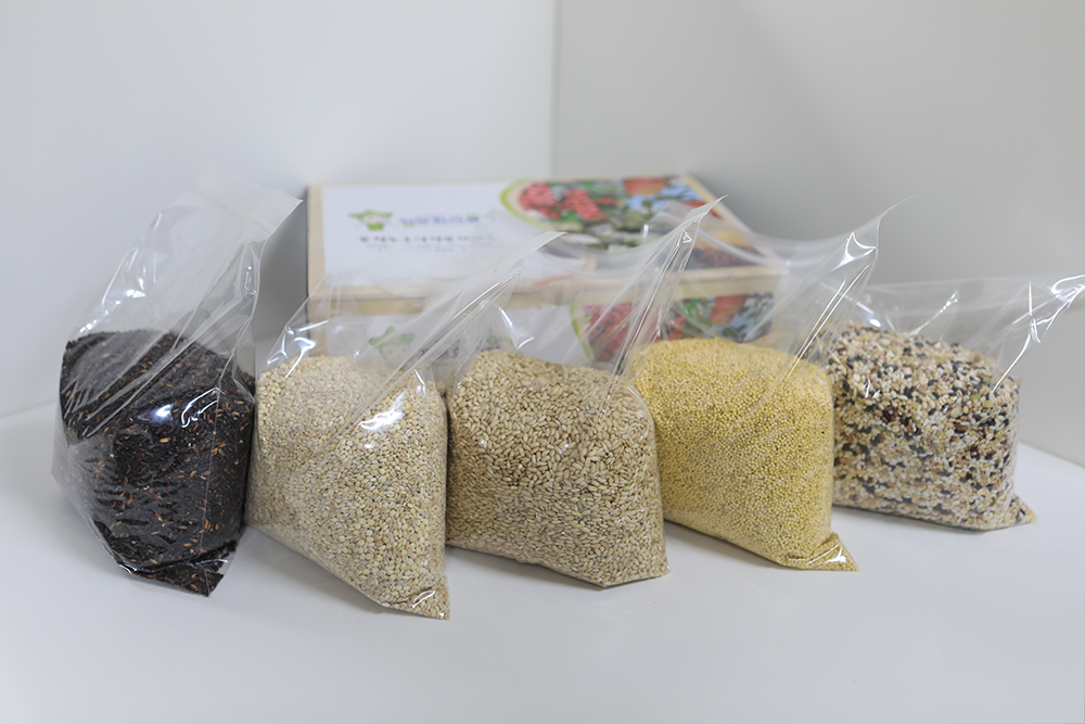 [문경우로실정보화마을]잡곡세트2(혼합곡1kg+기장1kg+현미찹쌀1kg+찰보리쌀1kg) 4kg > 기타잡곡 | 사이소